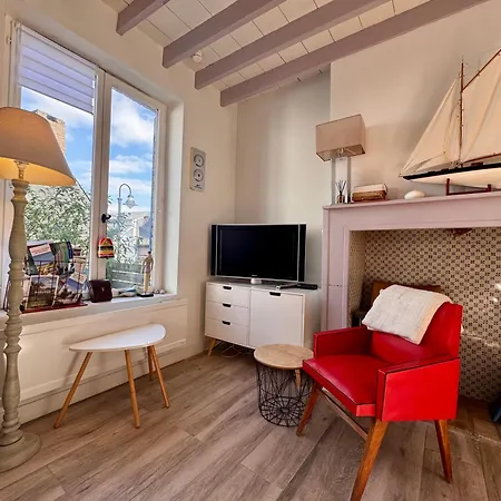 Calme Et Authenticite Au Coeur Du Courtgain Hébergement de vacances