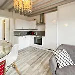 Holiday home Calme Et Authenticite Au Coeur Du Courtgain *